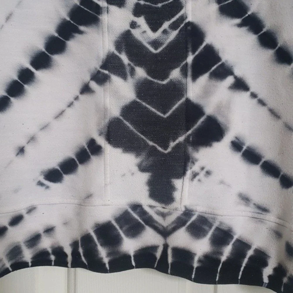 GYPSY 05 Hooded Pullover Sweatshirt Black White Tie Dye - Picture 8 of 9